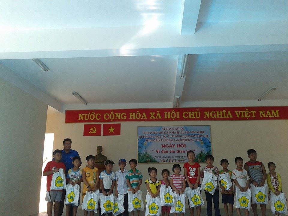 Chương trình "Vì đàn em thân yêu" xã Phước Lộc năm 2014