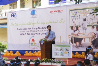 Đ/c Nguyễn Thanh Tuấn, Phó Chủ tịch Thường trực Hội LHTN Huyện phát biểu tại ngày Hội