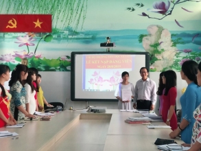 Bài cảm nhận “Ngày tôi vào Đảng của đảng viên trẻ:  Trần Mỹ Huỳnh Hoa, Chi đoàn TH Lê Văn Lương, xã Nhơn Đức.