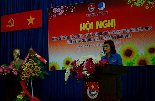Đ/c Trần Hoàng Khánh Vân - UVBTV, Trưởng Ban Quốc tế Thành Đoàn phát biểu tại Hội nghị
