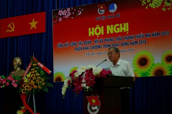 Đ/c Nguyễn Văn Lưu - Bí thư Huyện ủy, Chủ tịch UBND huyện Nhà Bè phát biểu tại Hội nghị